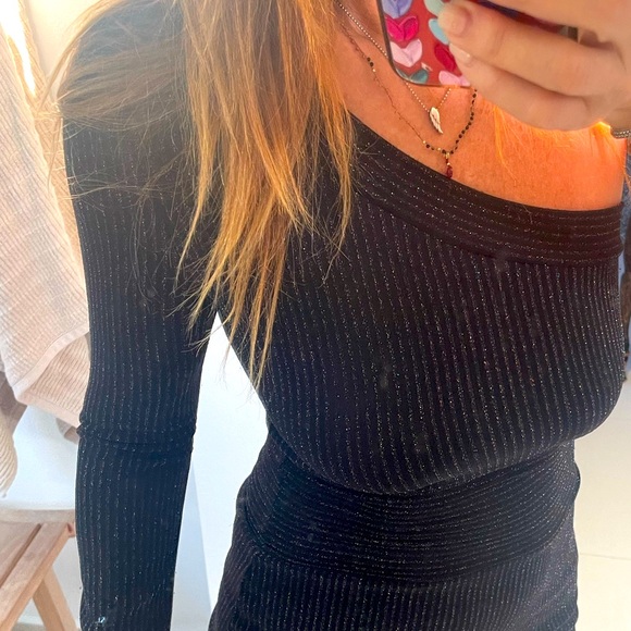 Shimmery One shoulder bodycon party dress - Picture 2 of 4